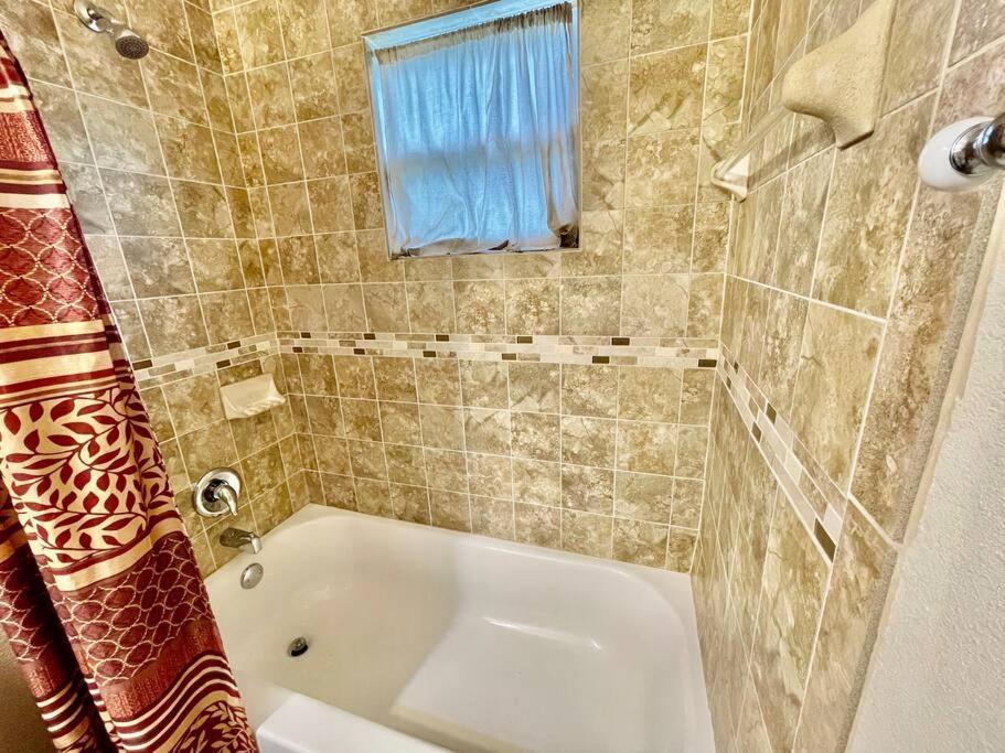 Cozy Modest Home Near Universal Studios/Volcanobay Orlando Eksteriør bilde