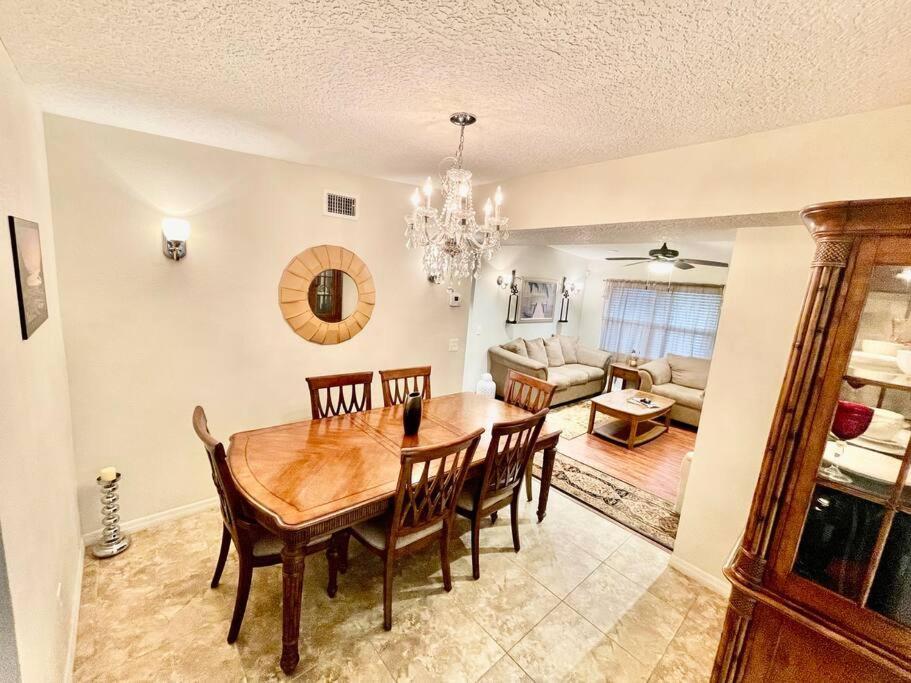 Cozy Modest Home Near Universal Studios/Volcanobay Orlando Eksteriør bilde